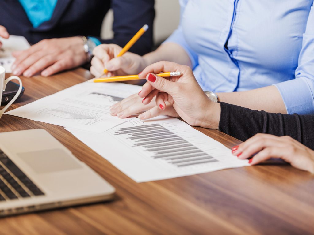 people-sitting-desk-working